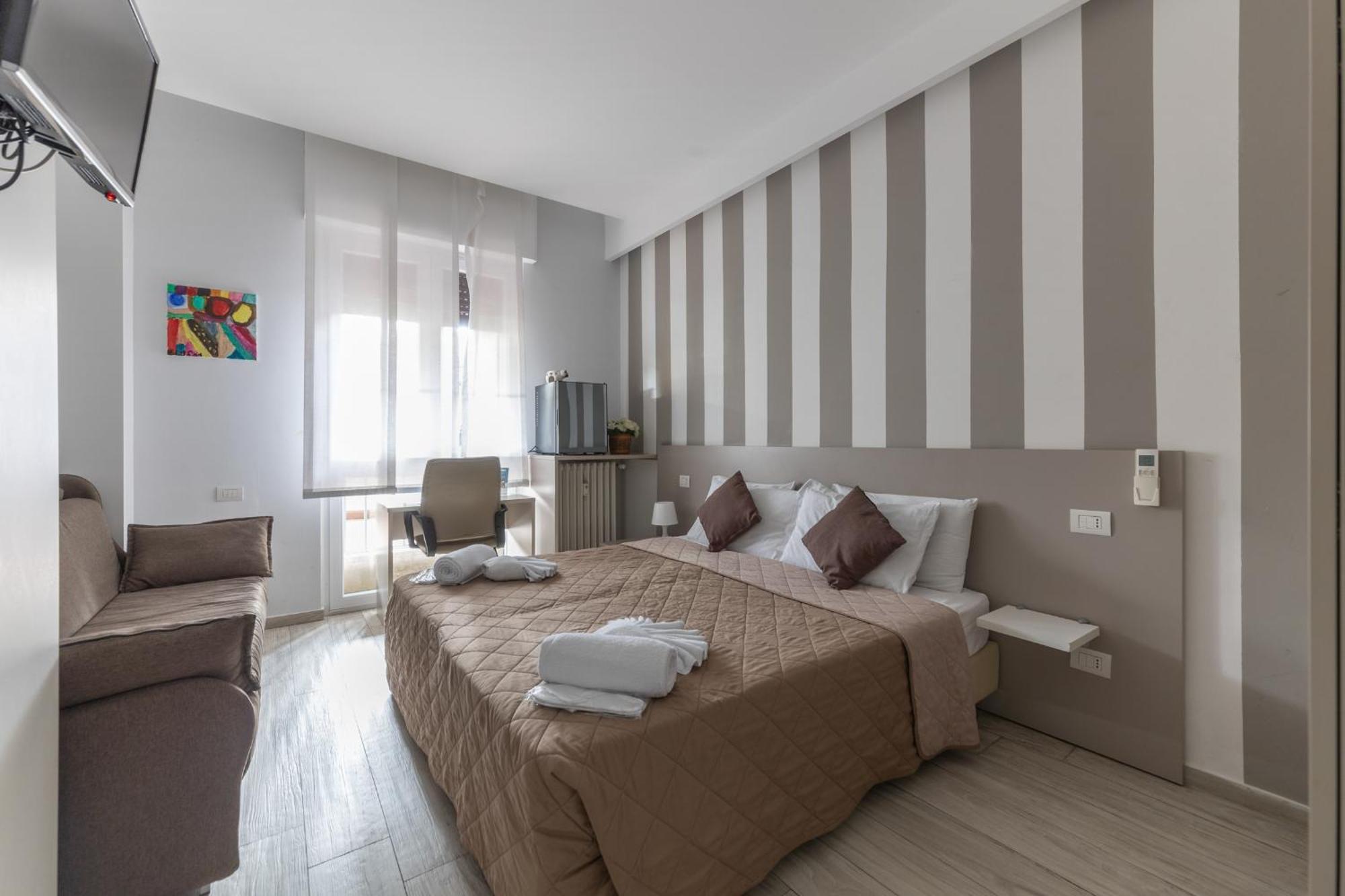 Chezromyk The Kosher B&B Милано Екстериор снимка